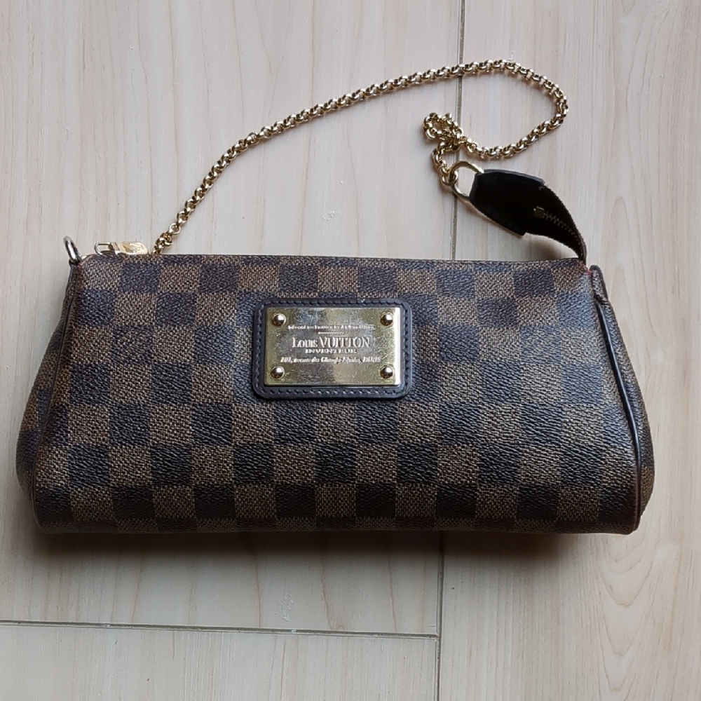 Louis Vuitton Eva Damier Ebene Clutch